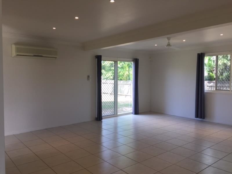11 Pacey Street, Parkhurst QLD 4702
